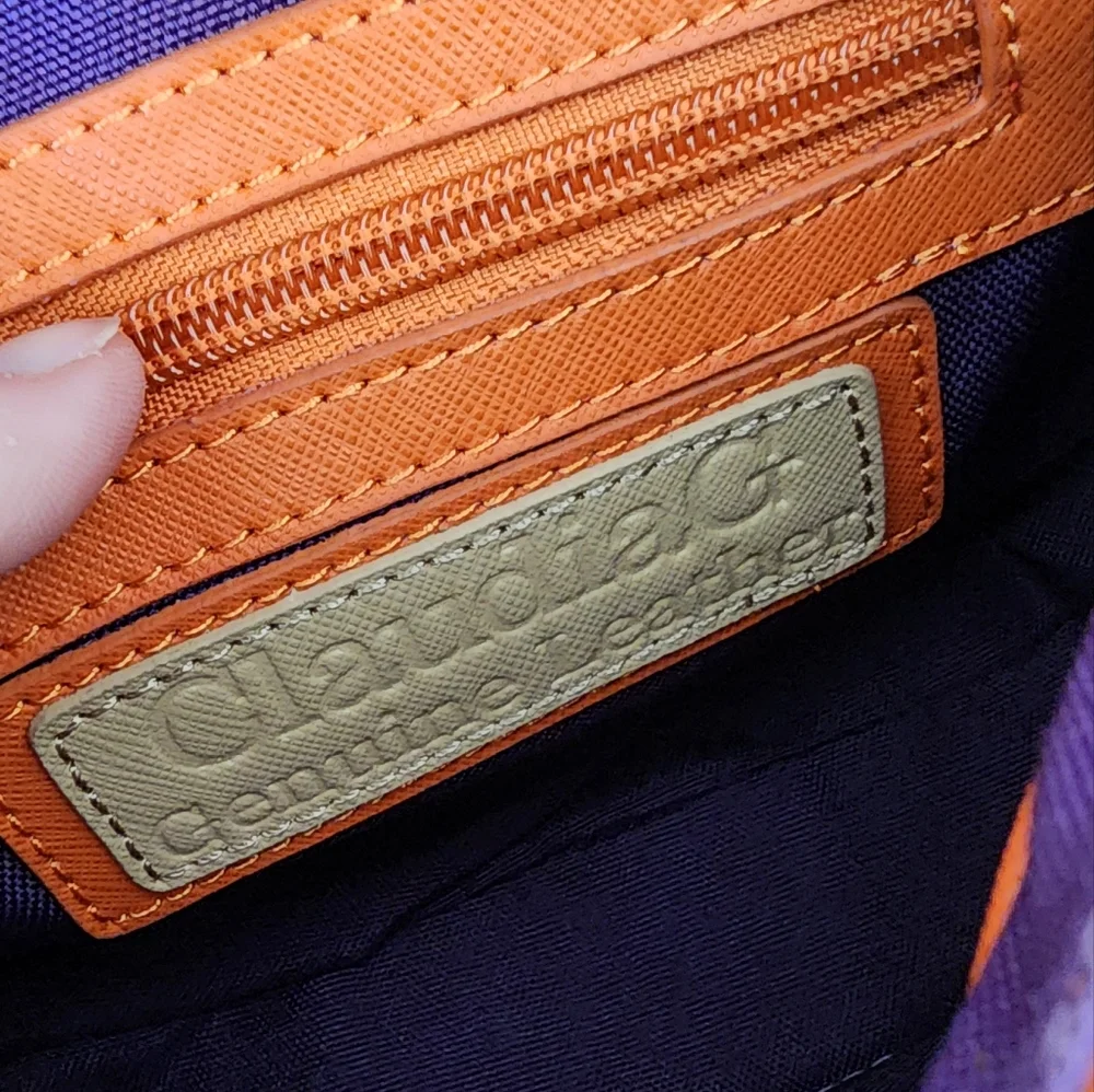 Claudia G crossbody - Picture 7 of 7